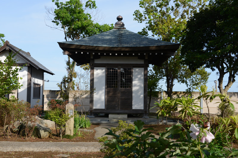 観音堂全景